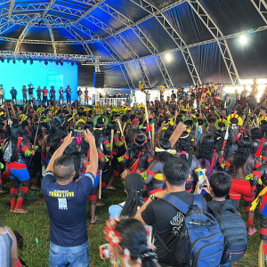 Acampamento Terra Livre foto 7 - aitupaira